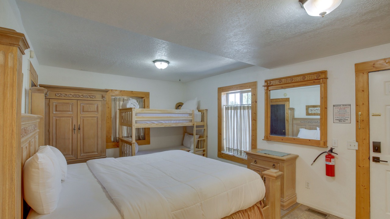 Photo of Others in Paris