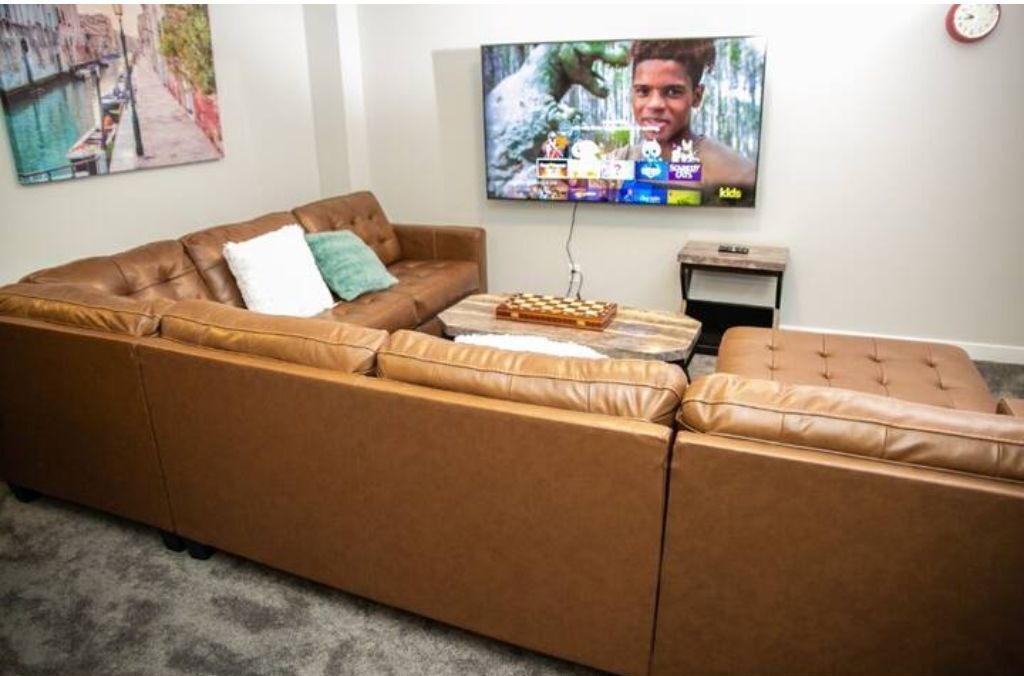 Photo of Livingroom in Evanston