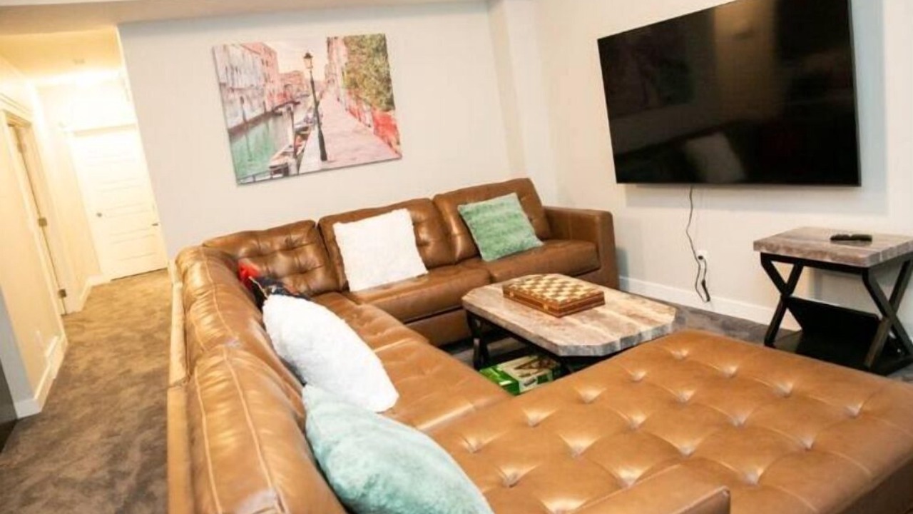 Photo of Livingroom in Evanston