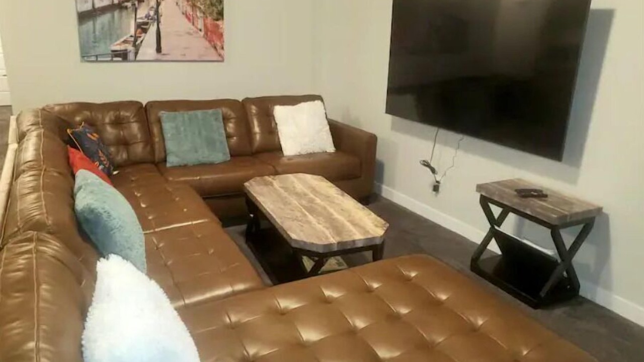 Photo of Livingroom in Evanston