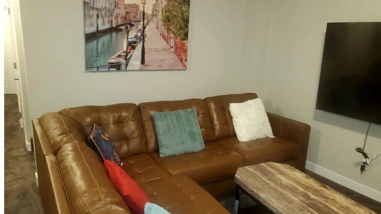 Photo of Livingroom in Evanston