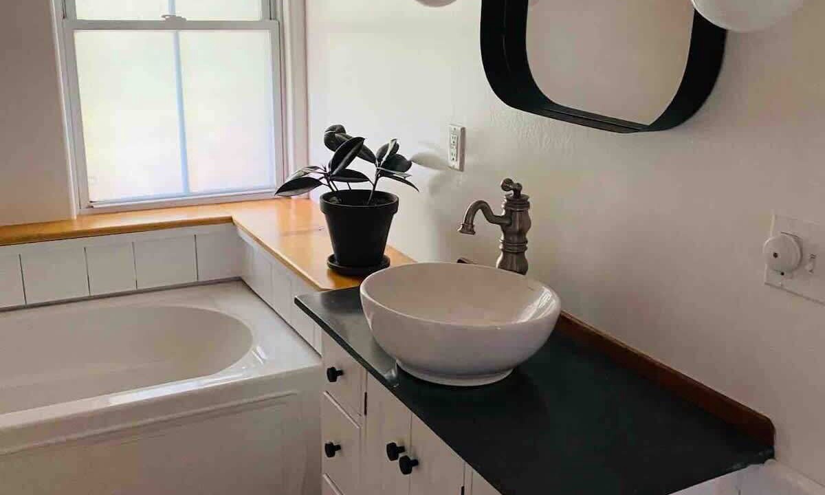 Photo of Bathroom in Town of Conesville