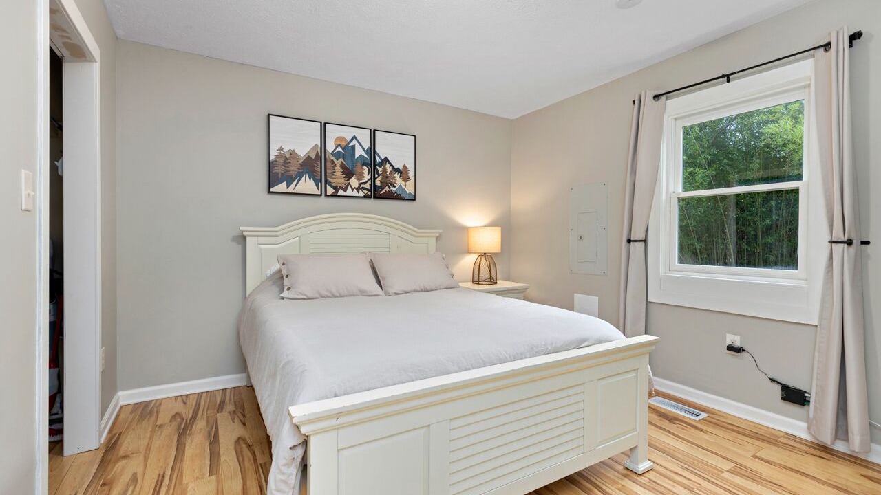 Photo of Bedroom in Nellysford