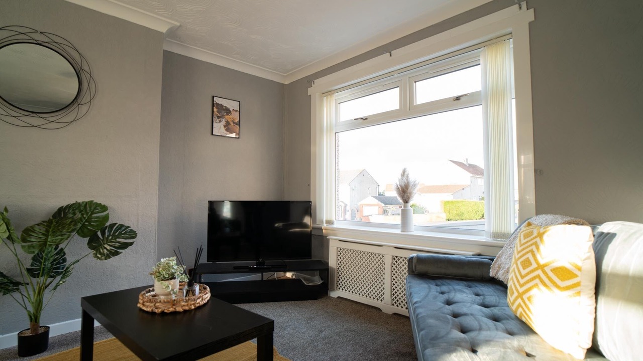 Photo of Others in Shotts