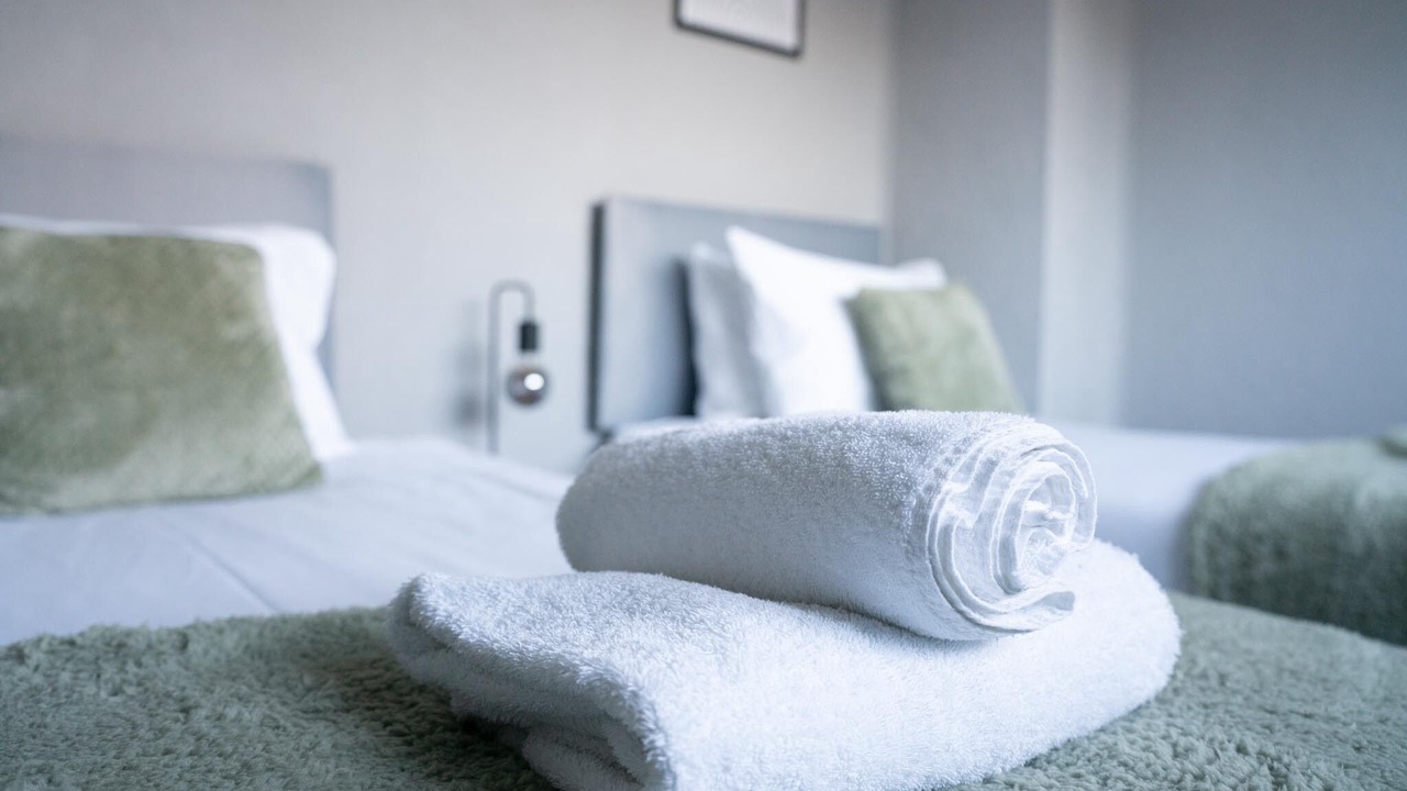 Photo of Others in Shotts