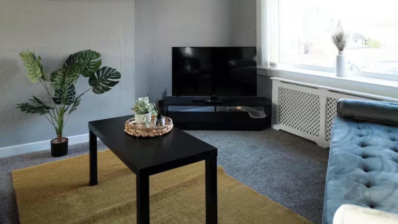 Photo of Others in Shotts