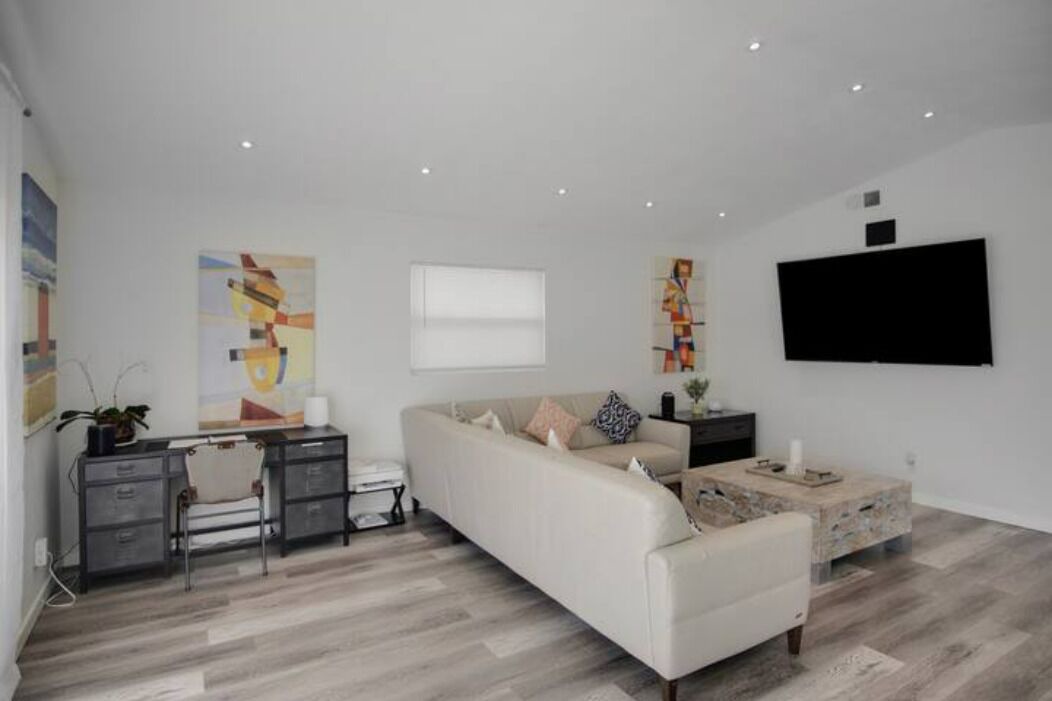 Photo of Livingroom in Bay Esplanade