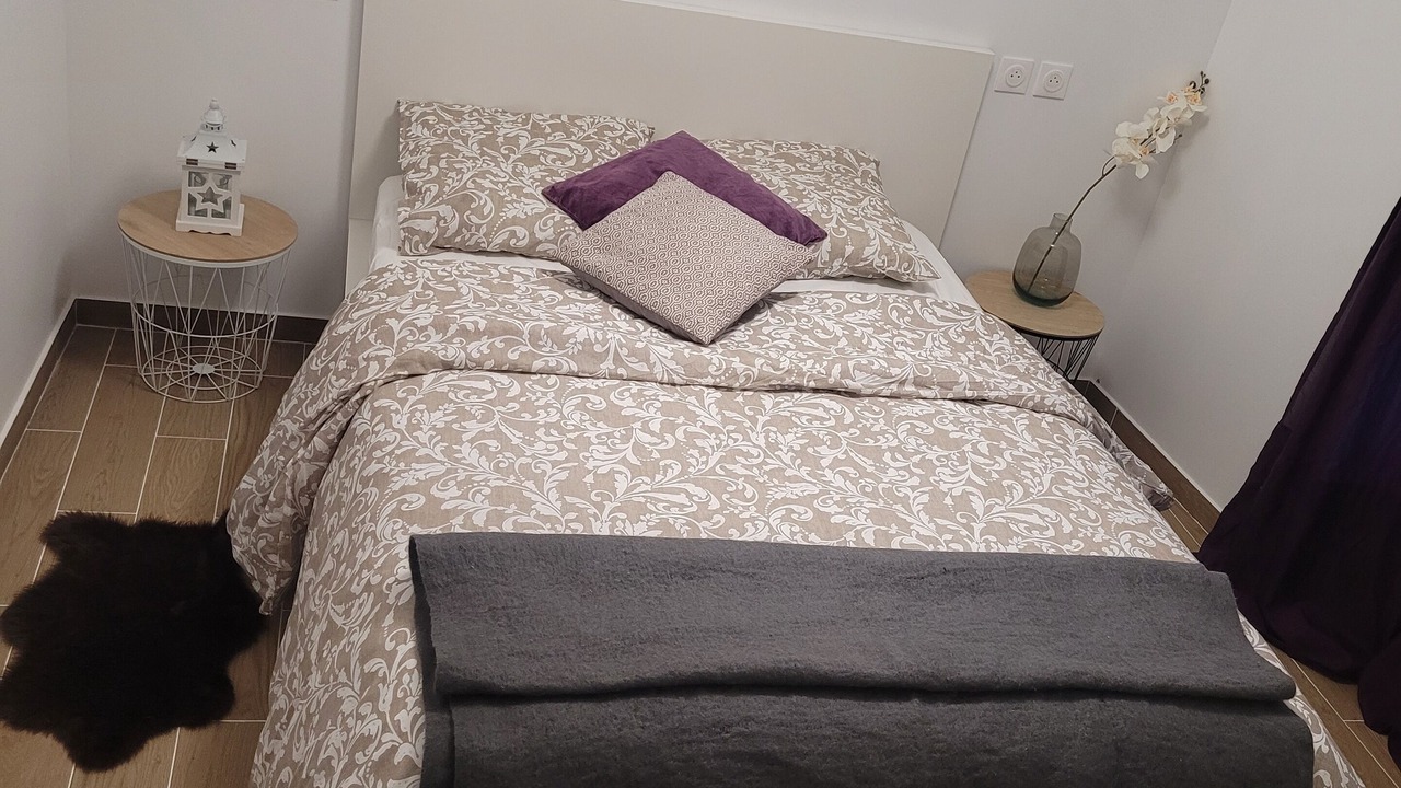 Photo of Bedroom in Centre