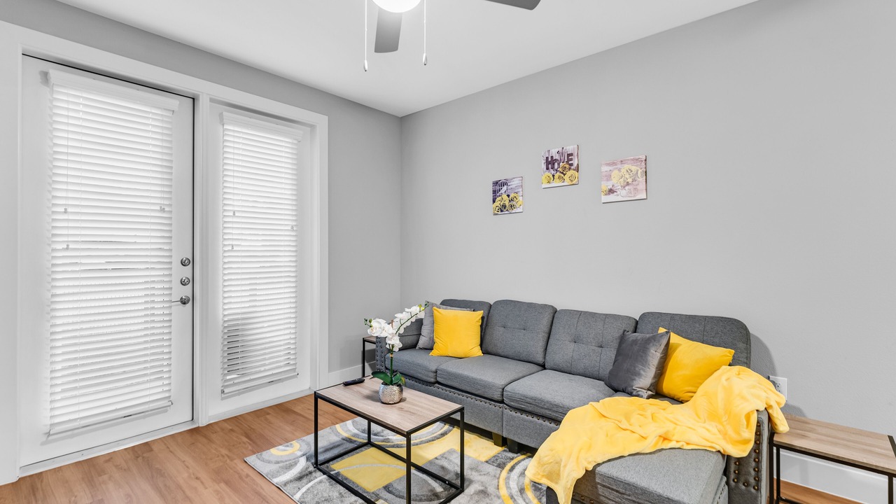 Photo of Livingroom in Fort Worth