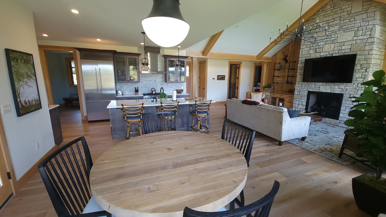 Photo of Bedroom in Harbor Springs