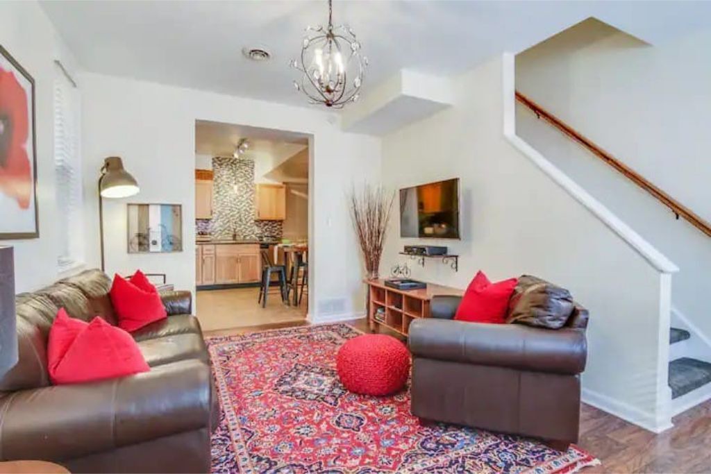 Photo of Livingroom in South Side Flats
