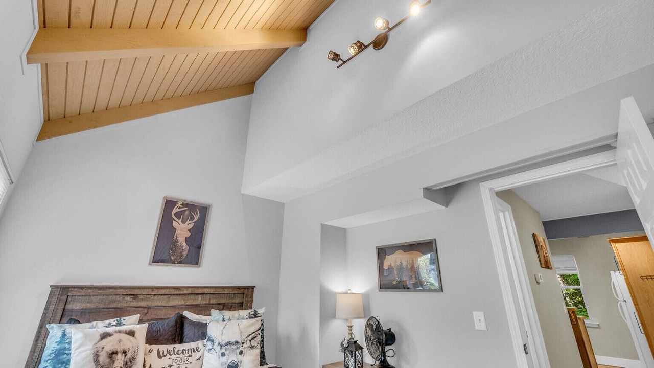 Photo of Bedroom in Helen