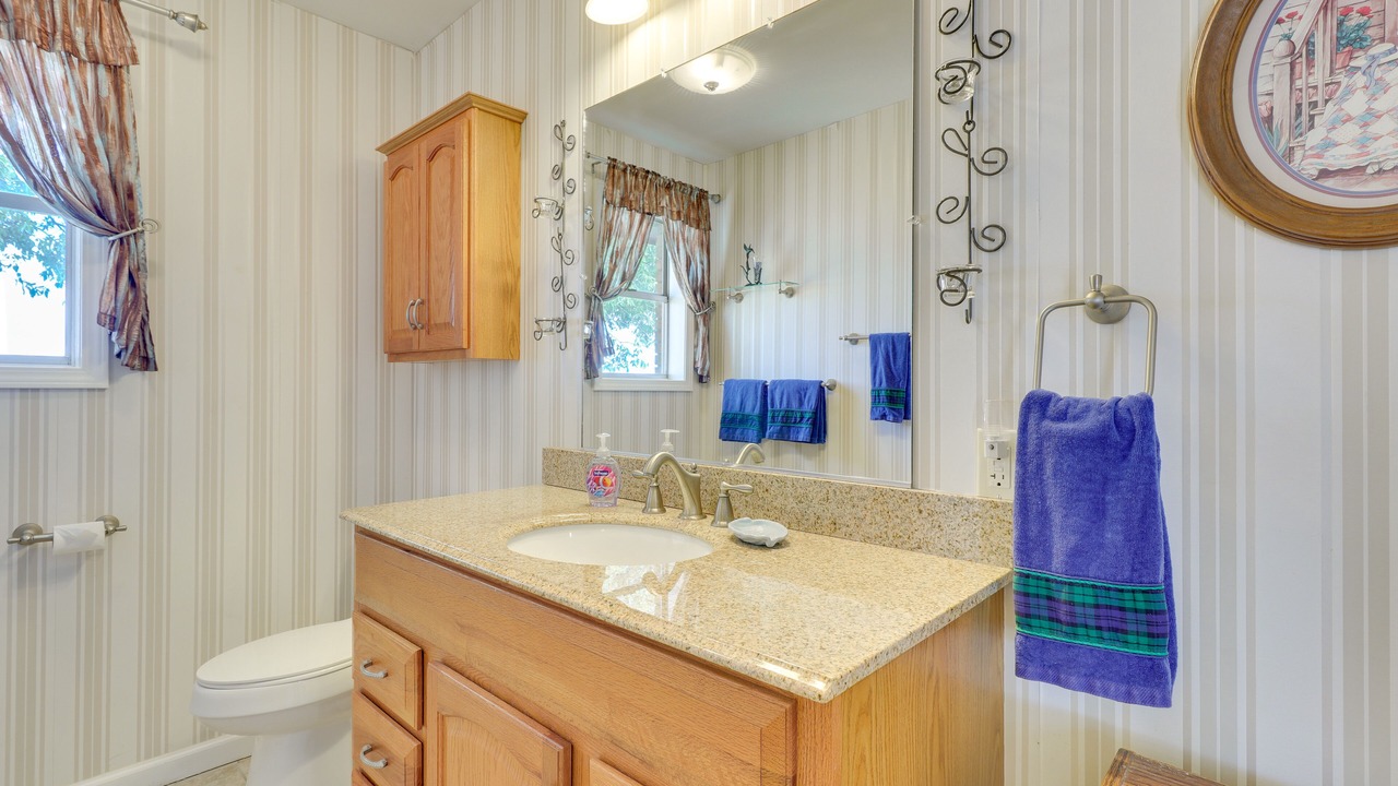 Photo of Bathroom in Manor