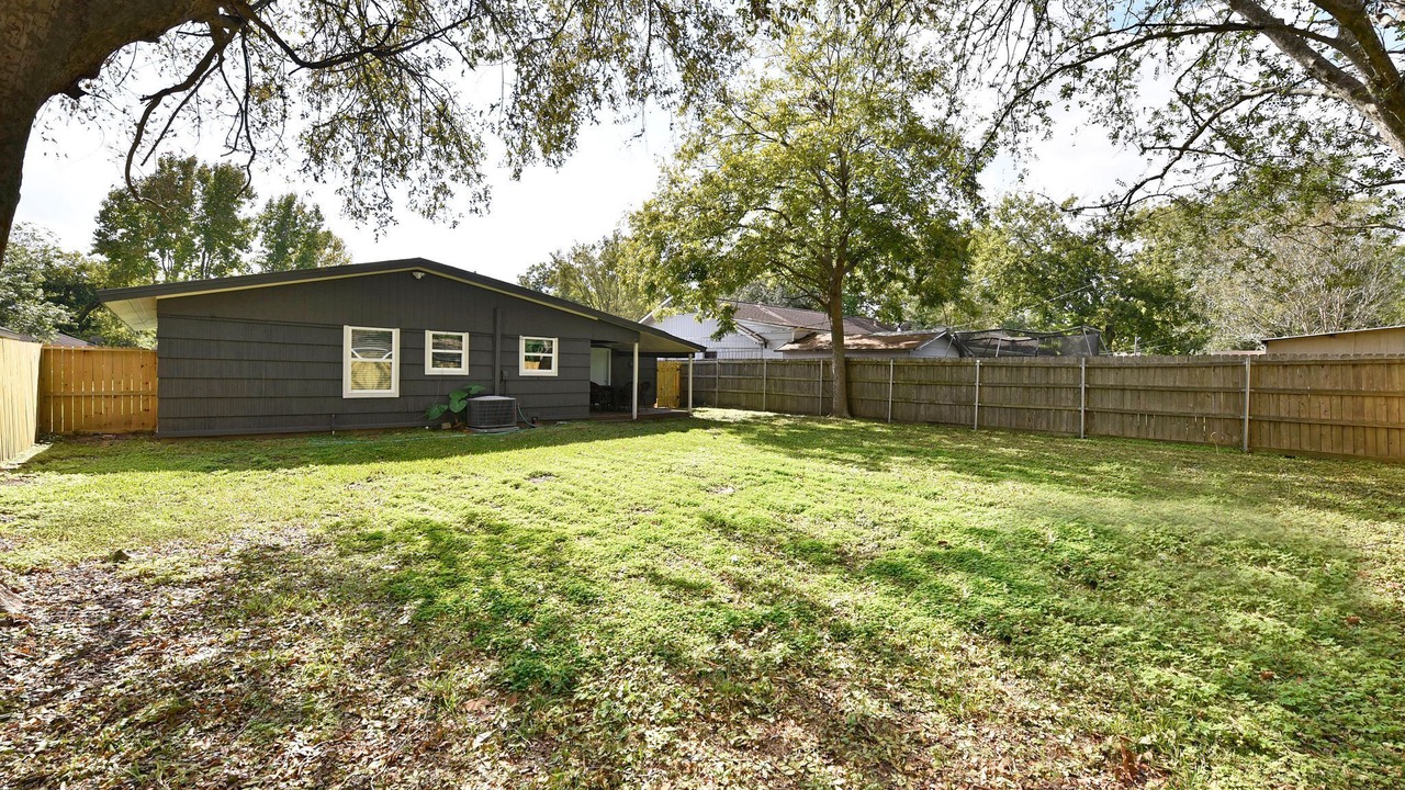 Photo of Outdoor in Sharpstown