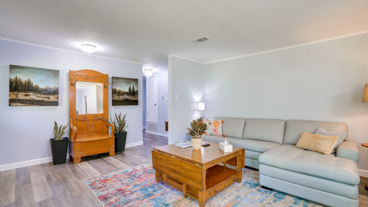 Photo of Livingroom in Jefferson