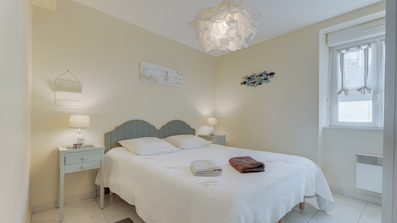Photo of Bedroom in Saint-Benoit-des-Ondes
