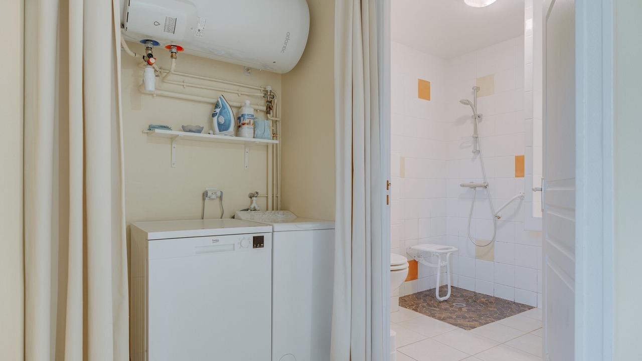 Photo of Bathroom in Saint-Benoit-des-Ondes