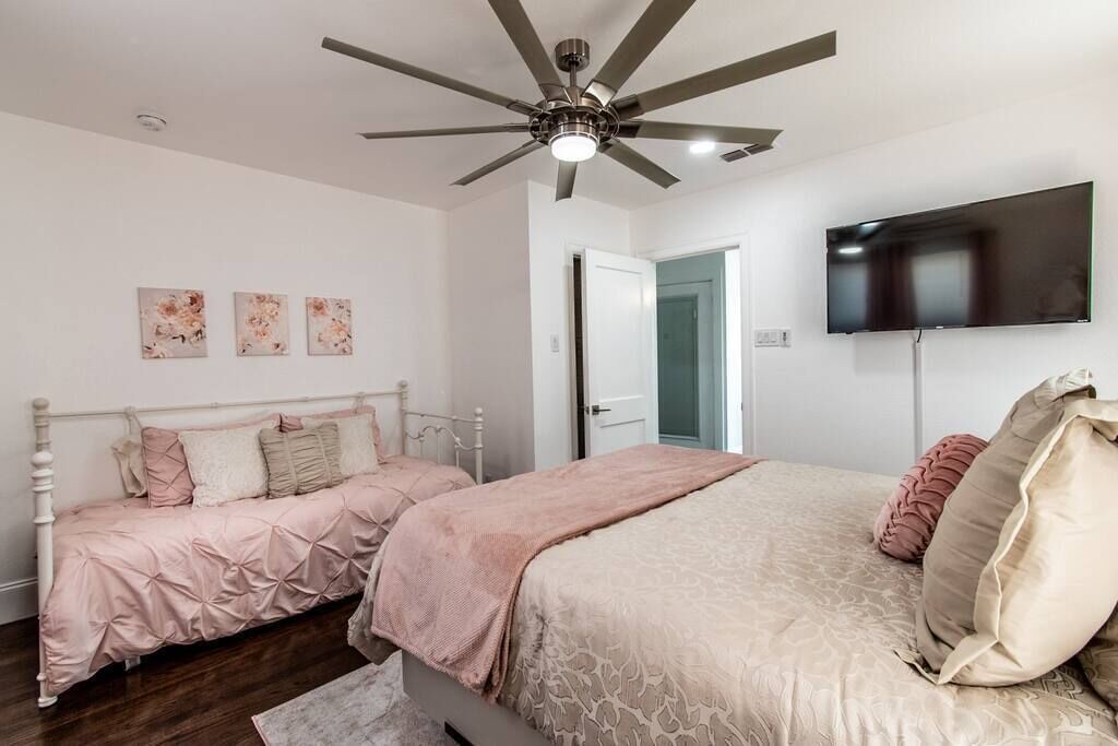 Photo of Others in Del Mar