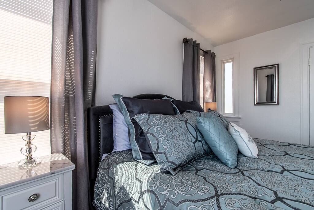 Photo of Bedroom in Del Mar