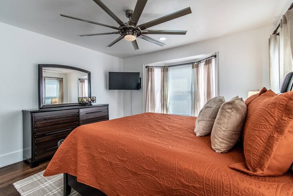 Photo of Bedroom in Del Mar