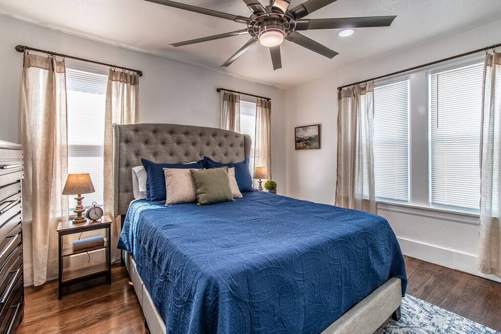 Photo of Bedroom in Del Mar