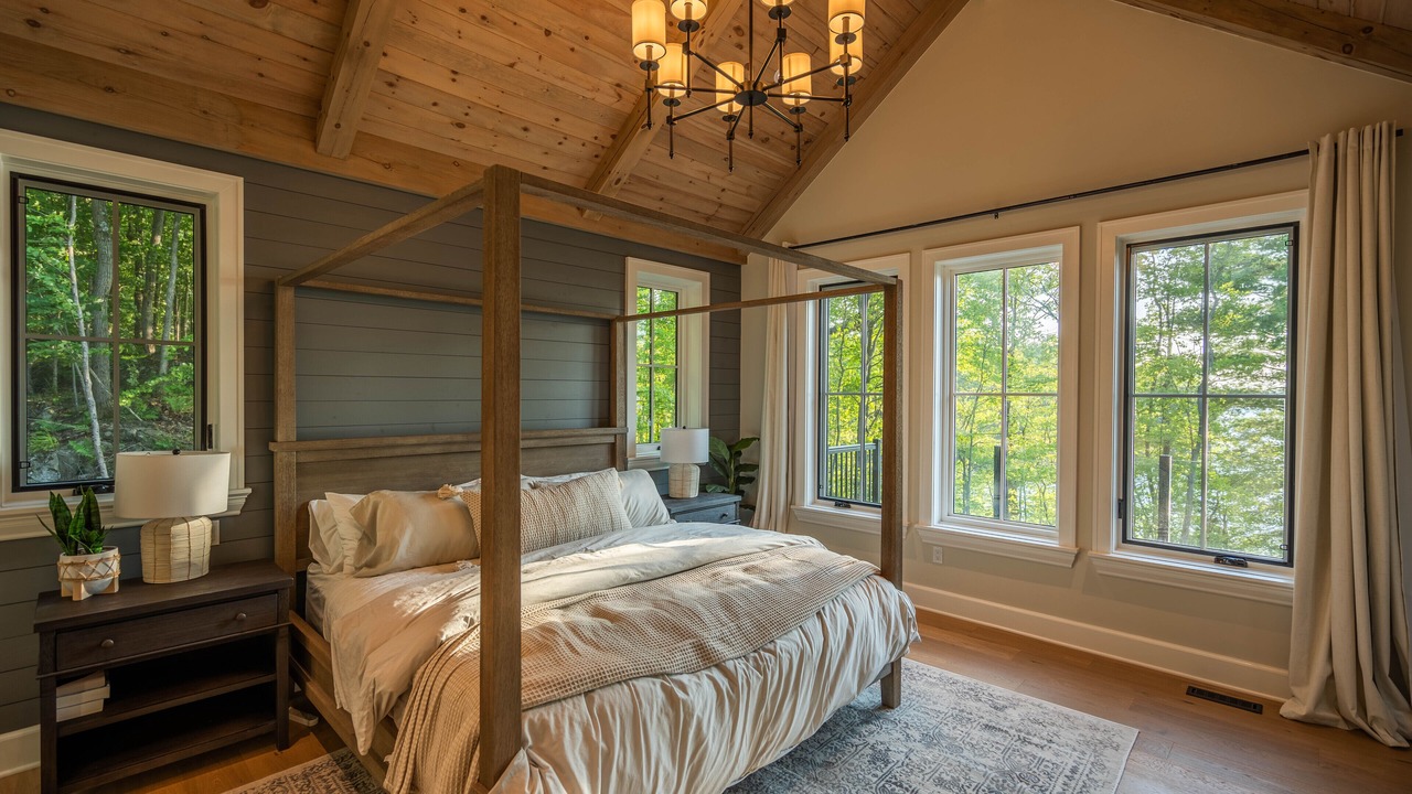 Photo of Bedroom in Frontenac