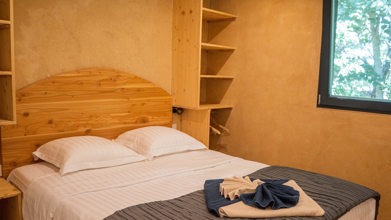 Photo of Bedroom in Labastide-de-Virac