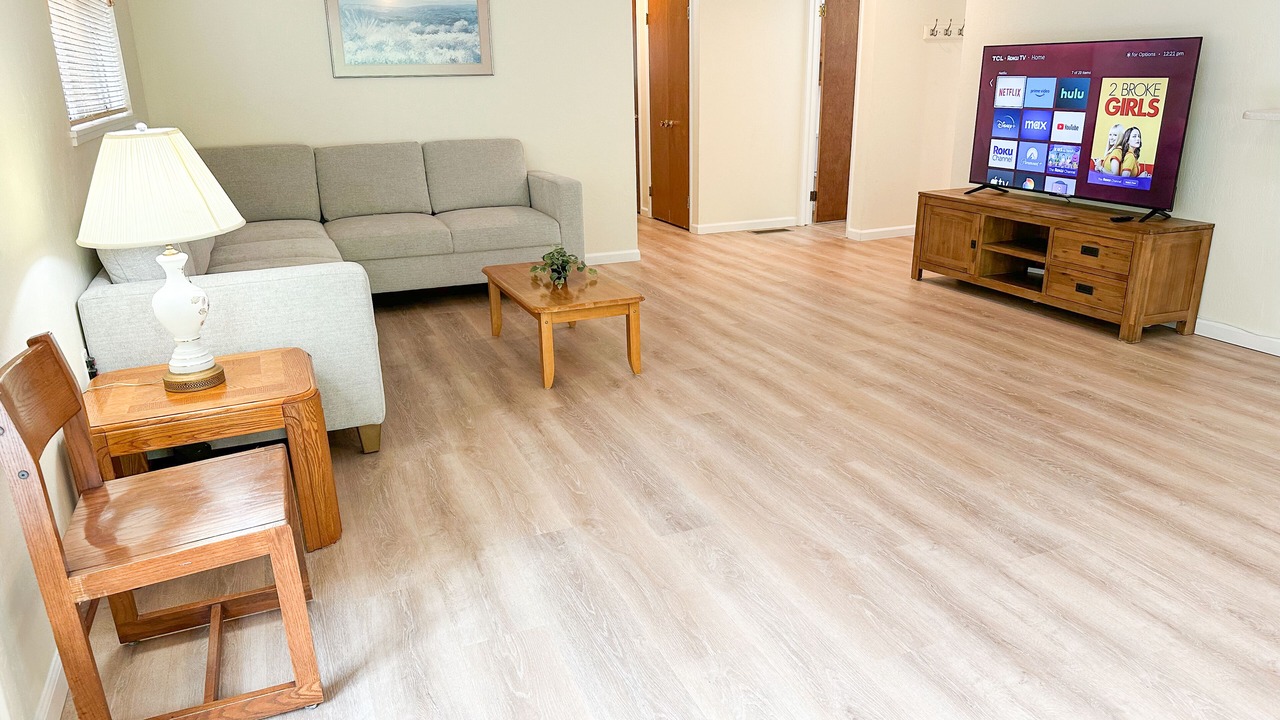 Photo of Livingroom in Davis