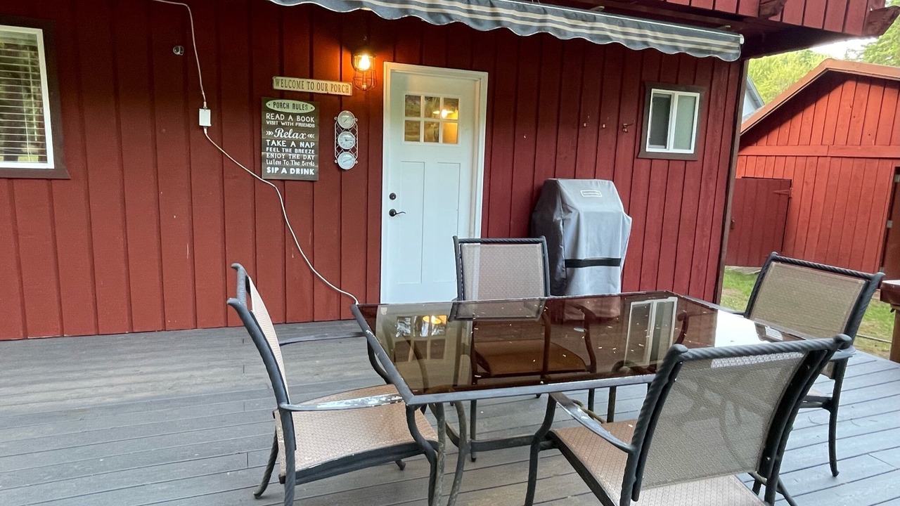 Photo of Outdoor in Packwood