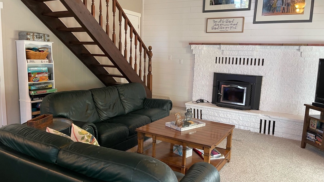 Photo of Livingroom in Packwood