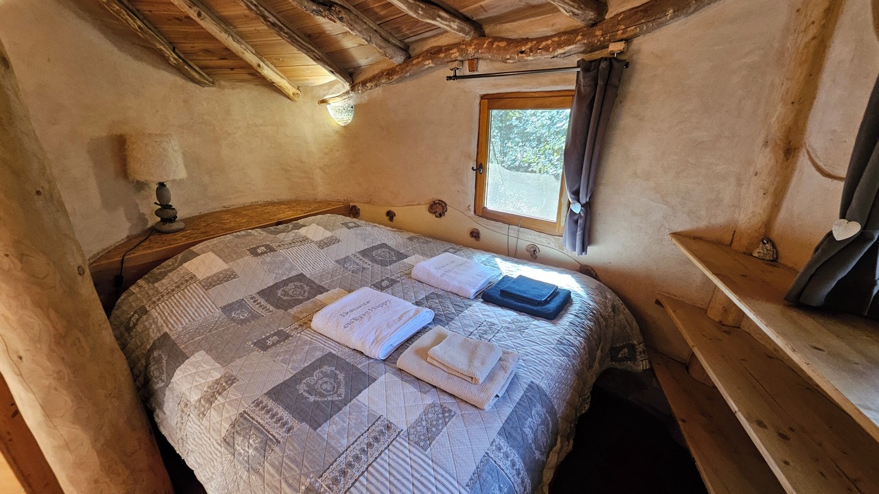 Photo of Bedroom in Labastide-de-Virac
