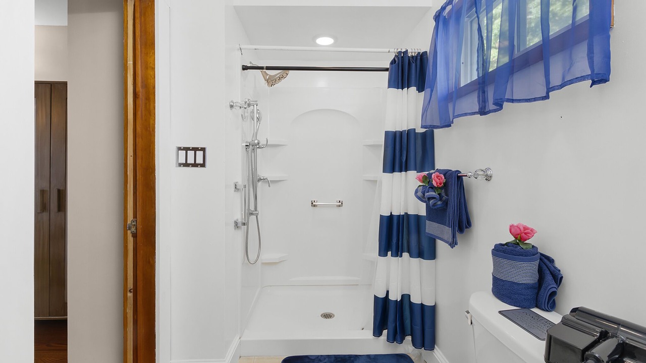 Photo of Bathroom in West Haven