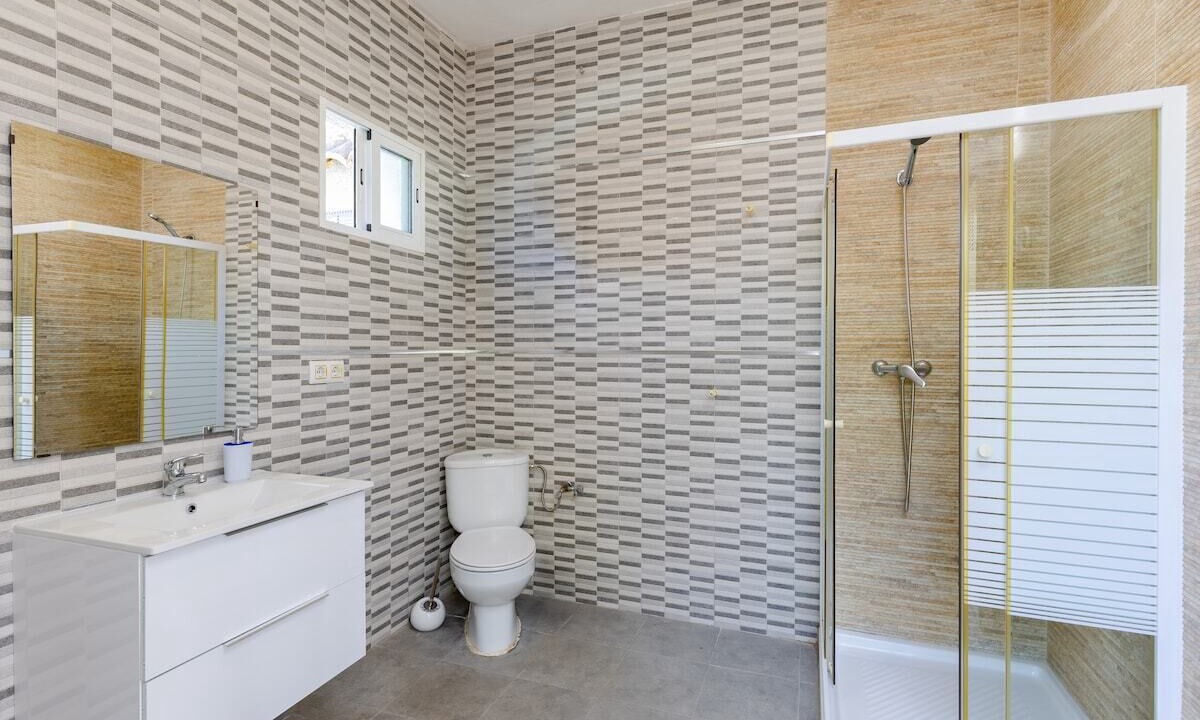 Photo of Bathroom in Almoradi