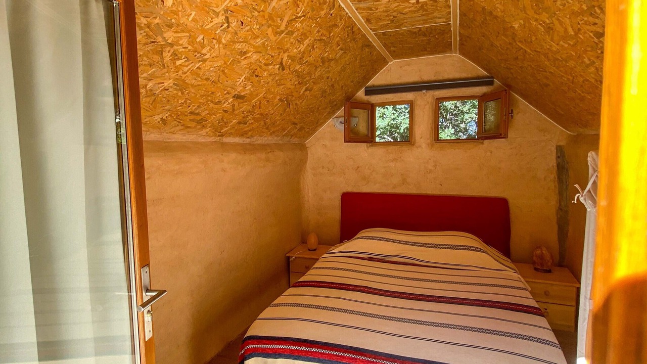 Photo of Bedroom in Labastide-de-Virac