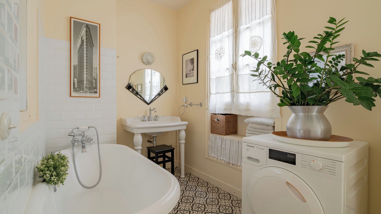 Photo of Bathroom in Batignolles