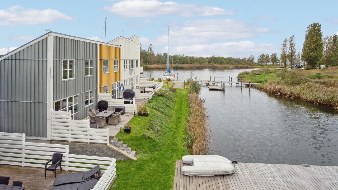 Photo of Others in Øer Strand