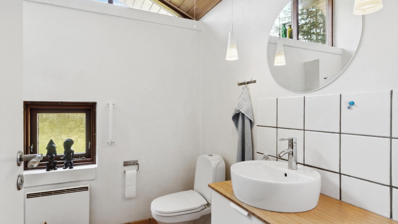 Photo of Bathroom in Jerup