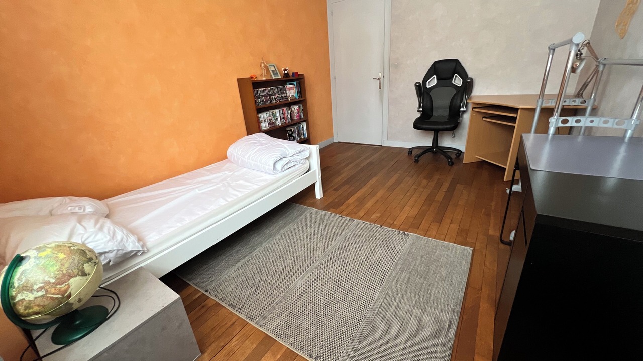 Photo of Bedroom in Saint-Crespin-sur-Moine