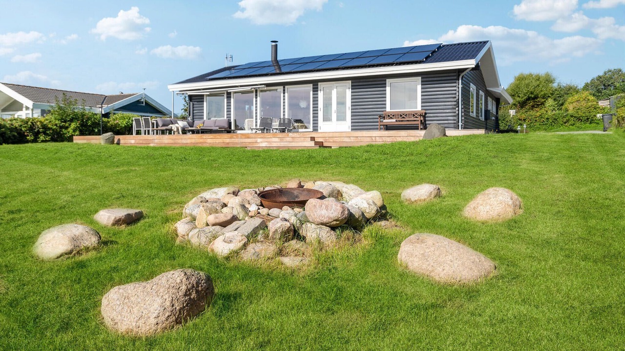 Photo of Others in Helnæs By