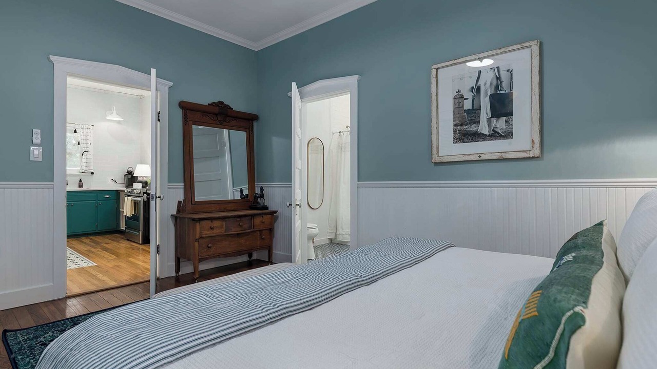 Photo of Bedroom in Stonewall