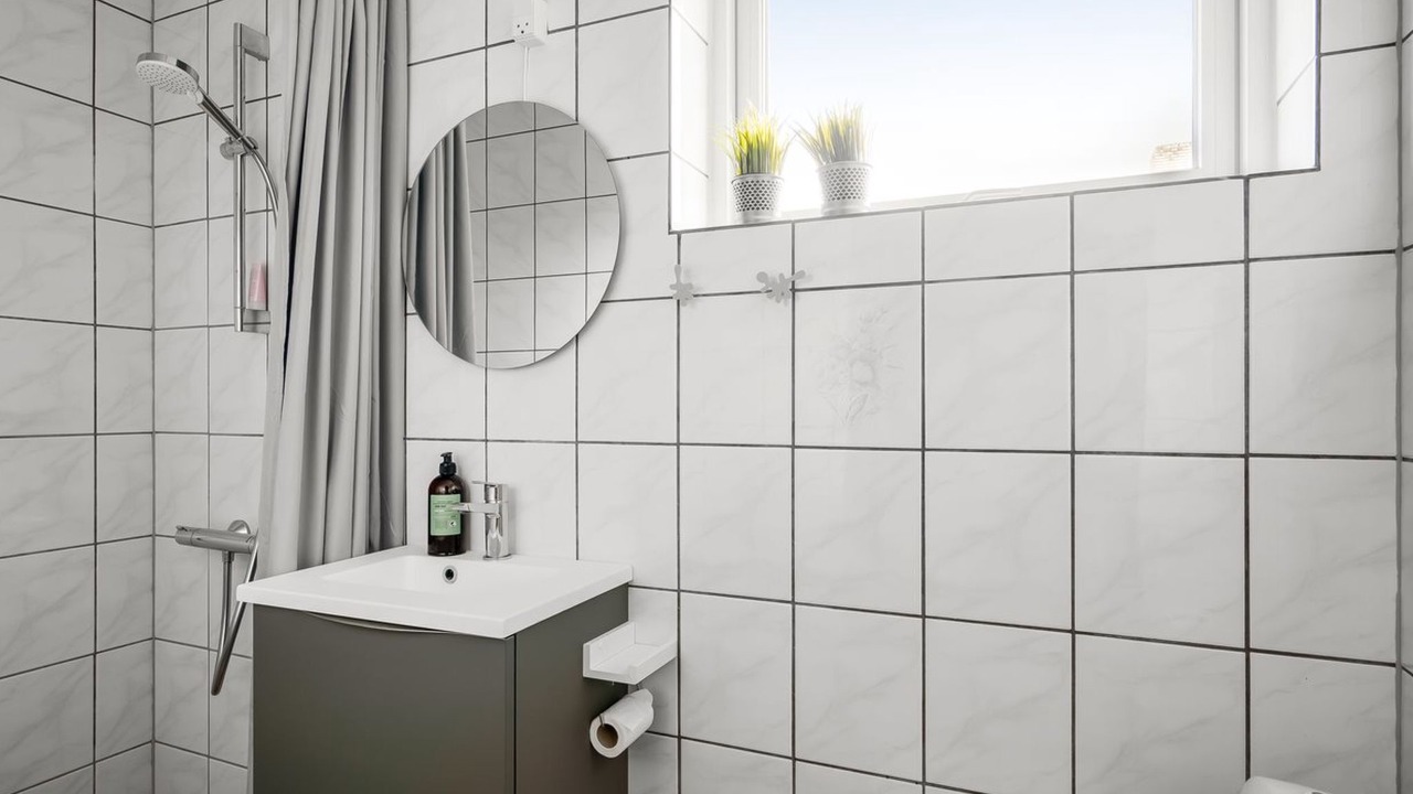 Photo of Bathroom in Asaa