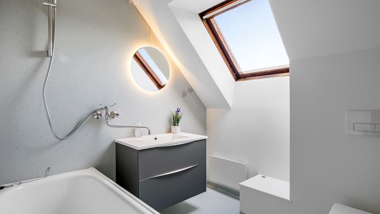 Photo of Bathroom in Asaa