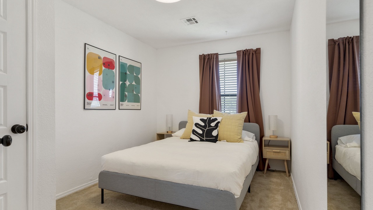 Photo of Bedroom in Tulsa