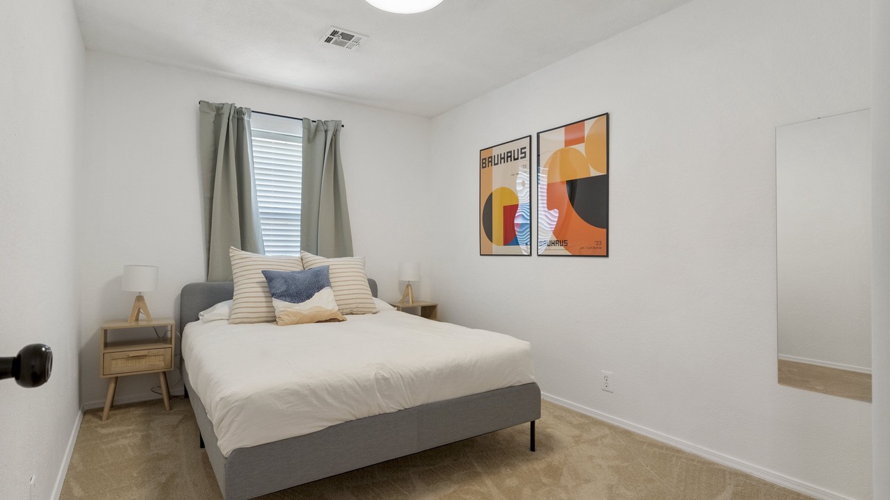Photo of Bedroom in Tulsa