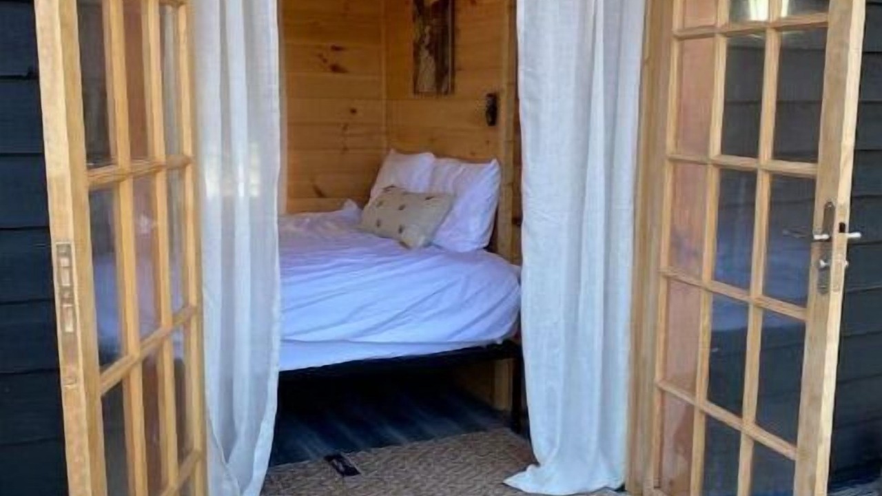 Photo of Bedroom in Woodridge