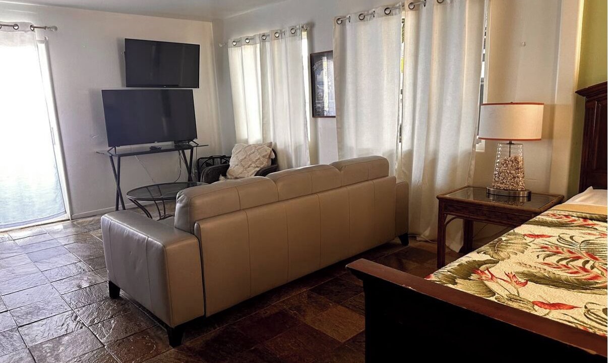 Photo of Livingroom in Pupukea