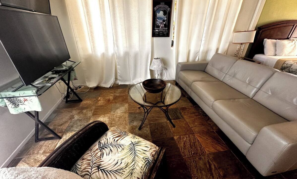 Photo of Livingroom in Pupukea