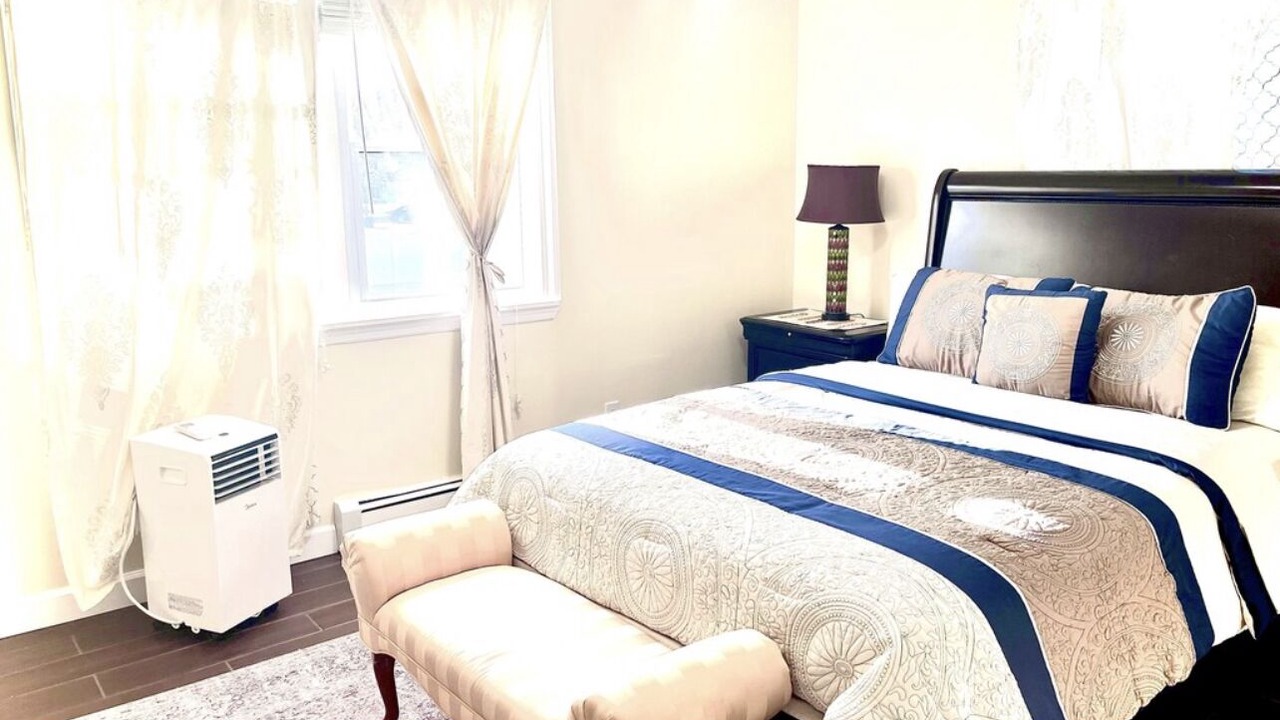 Photo of Bedroom in Shirley