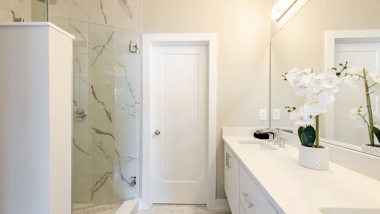 Photo of Bathroom in Hayes