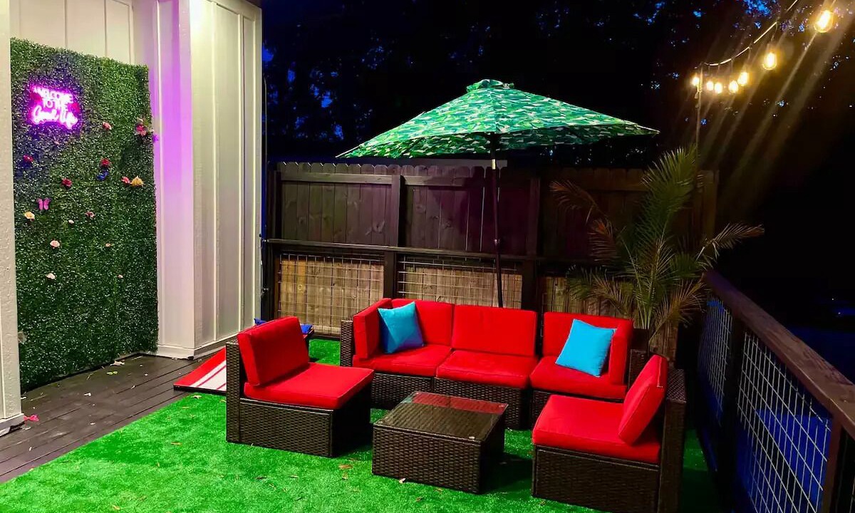 Photo of Outdoor in Hayes